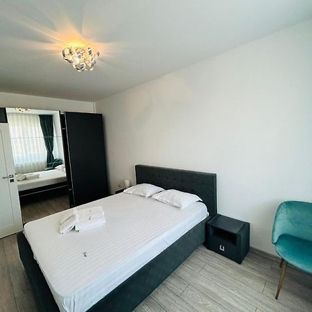 Cozy Collection Apartments At Palas Mall Iasi Exterior foto